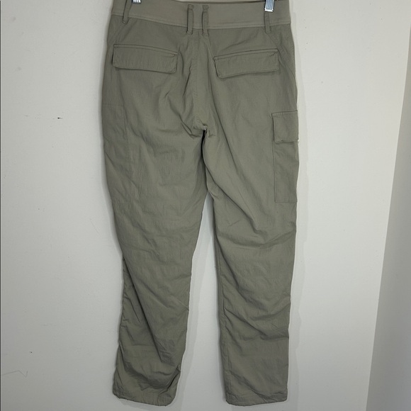 Athleta Trekkie Utility Cargo Pant Ecru Size 4 - Picture 5 of 16